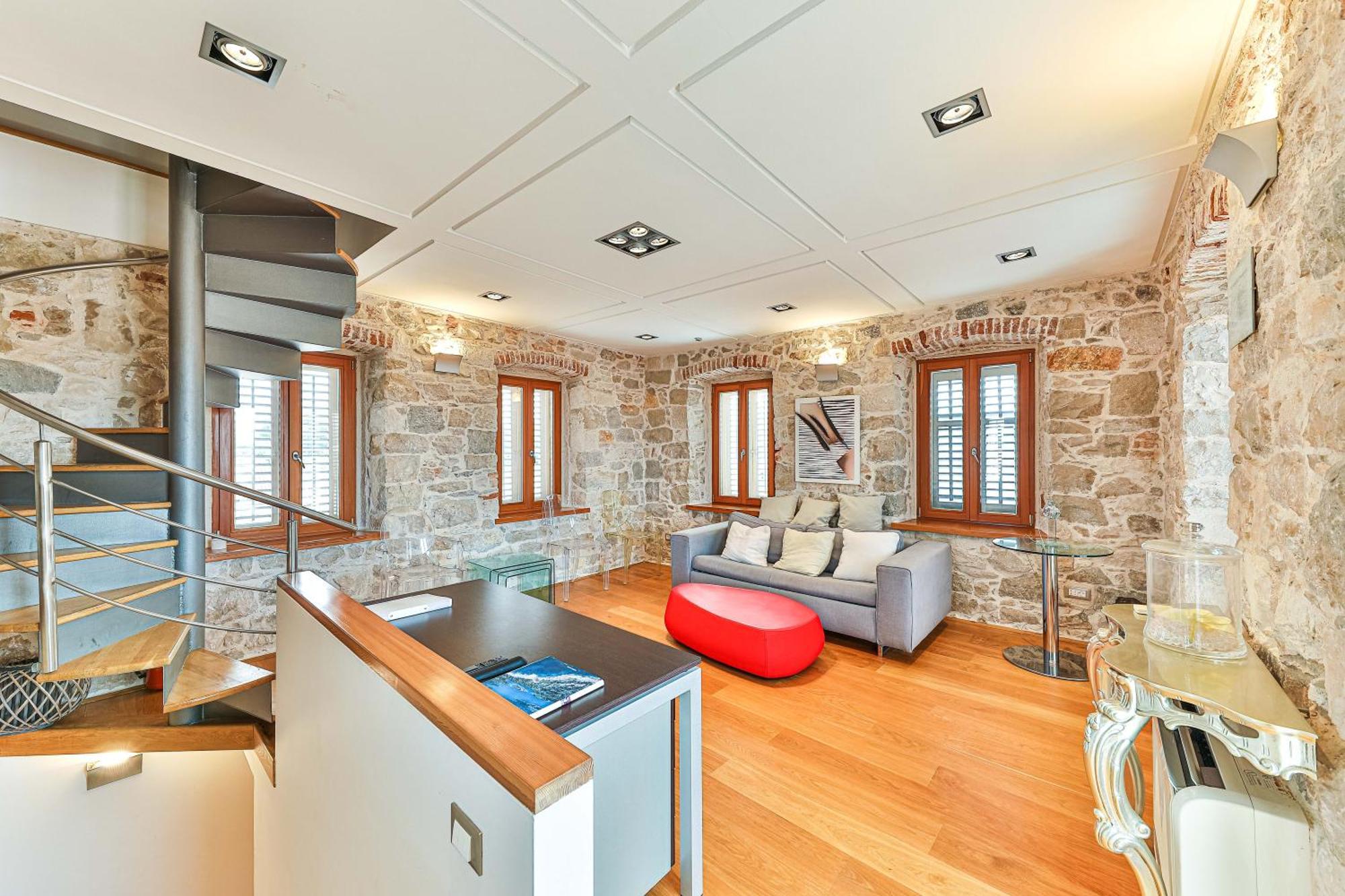 Augubio Penthouse *