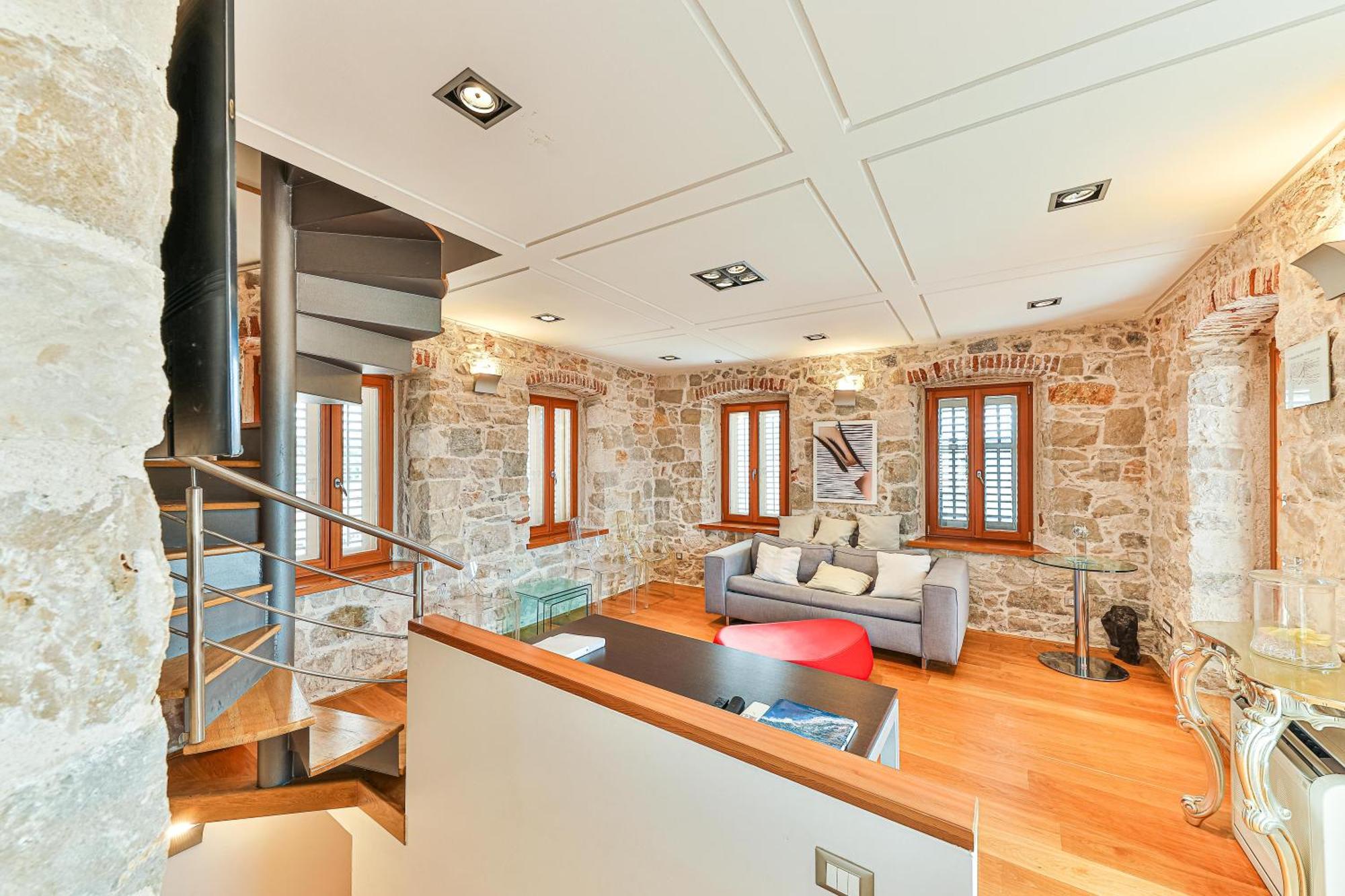 Augubio Penthouse *